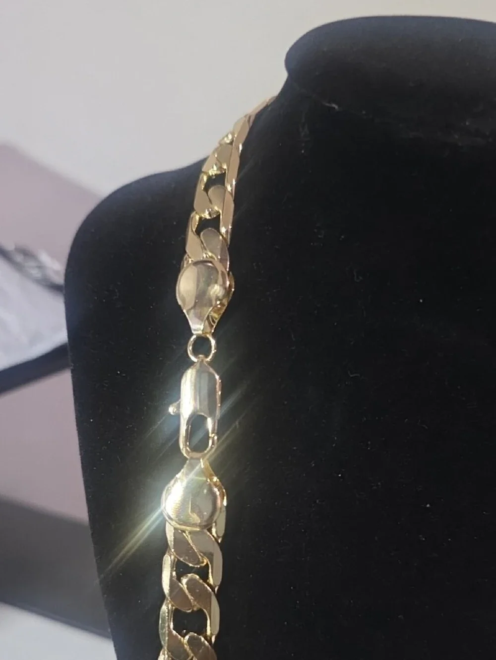 New 26inch 18K Gold Filled Cuban Link Chain Necklace
